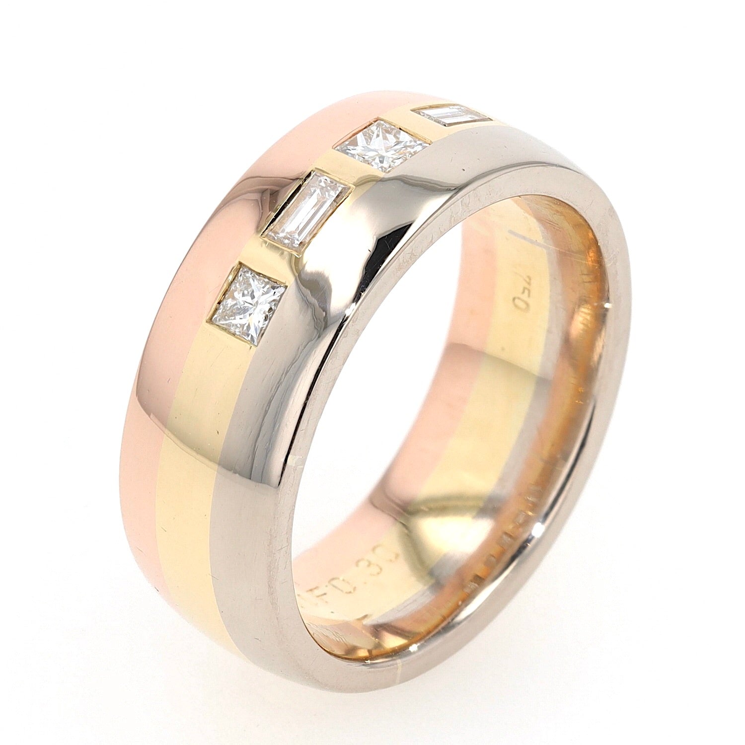 Modern ring in 750 gold tricolor with diamonds