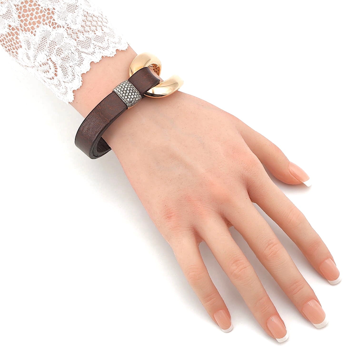 Oromalia bracelet made of 750 rose gold with approx. 1 ct brilliants and a leather strap