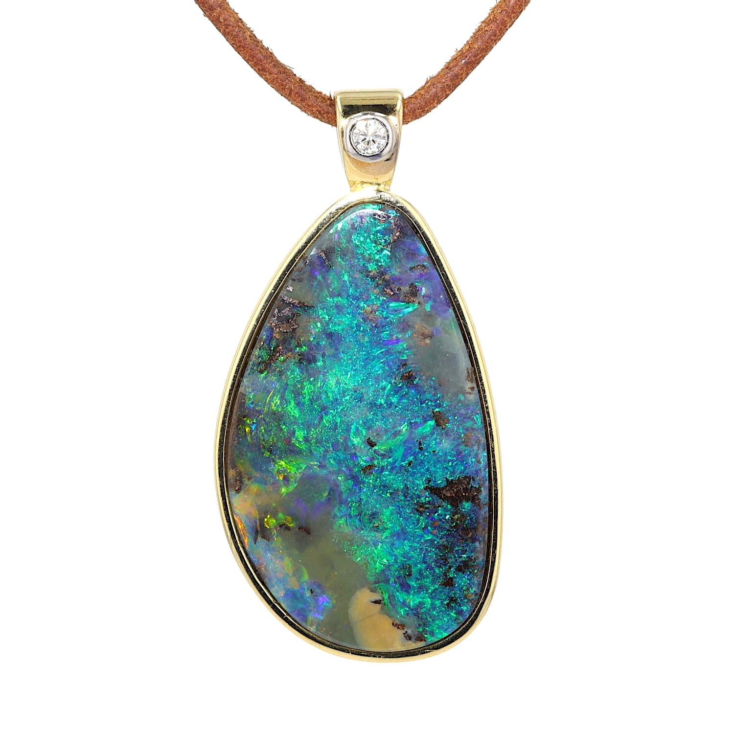 Willer brand pendant in 585 yellow gold with a large opal and brilliant