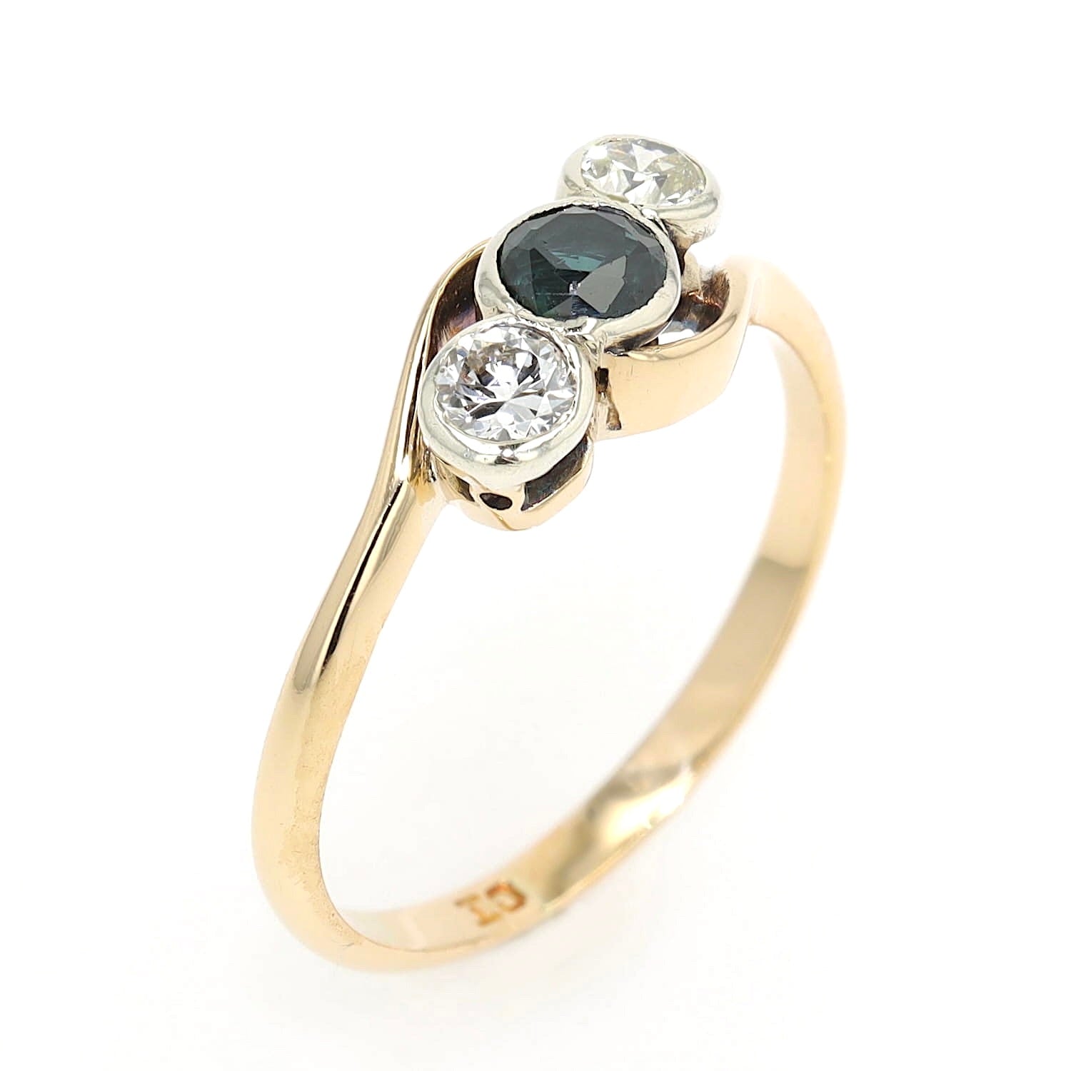 Engagement ring in 750 yellow gold with one sapphire, brilliant and diamond each