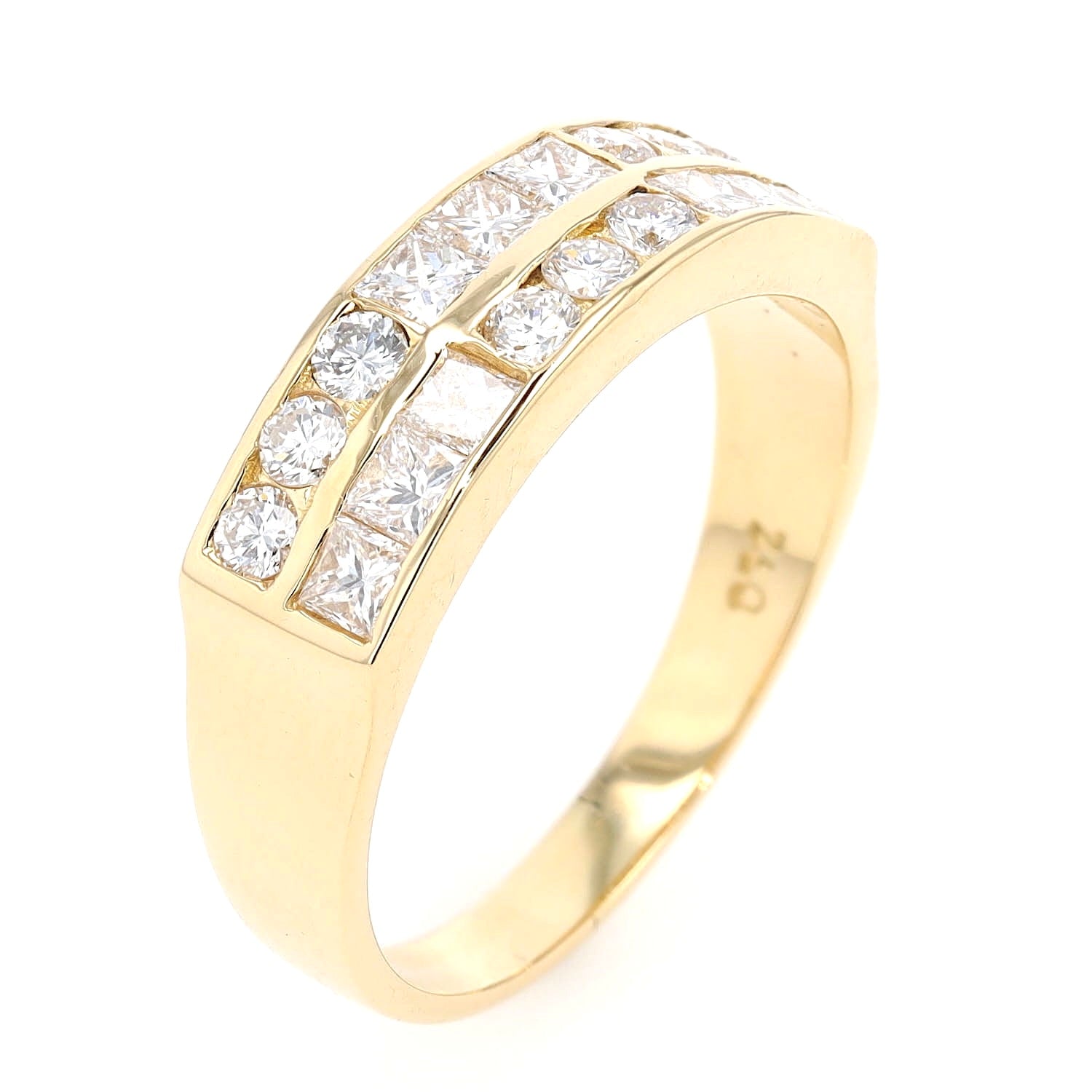 Ring in 750 yellow gold with brilliants and diamonds