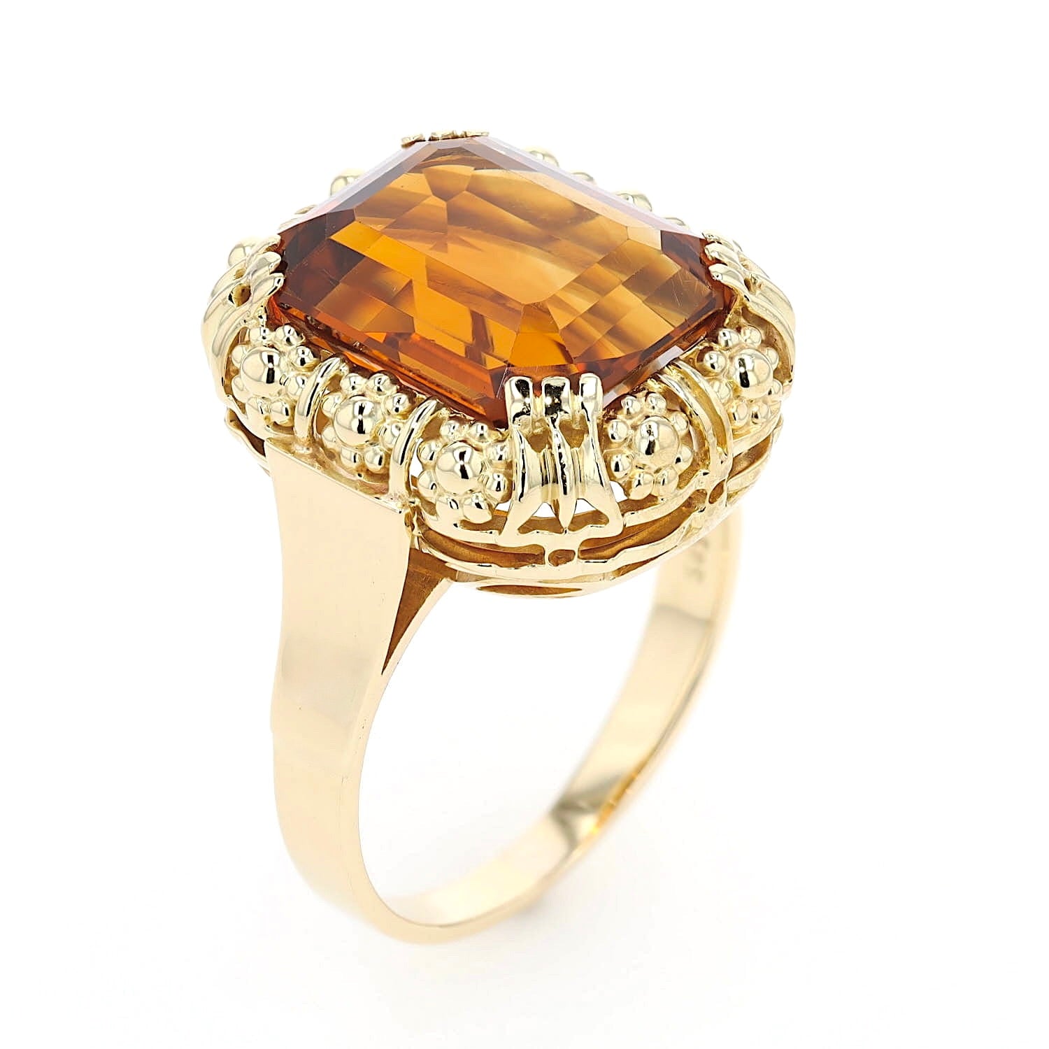 Ring in 585 yellow gold with a citrine approx. 9.4 ct