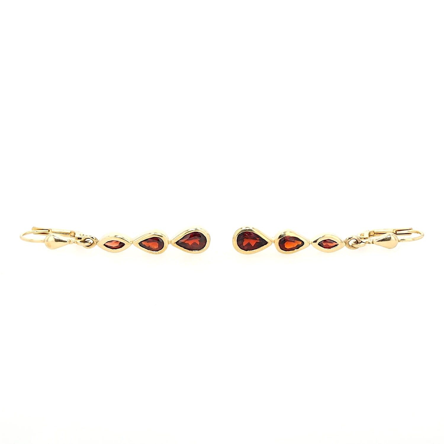 Ohrringe in 375er Gelbgold mit Granaten, liegend frontal