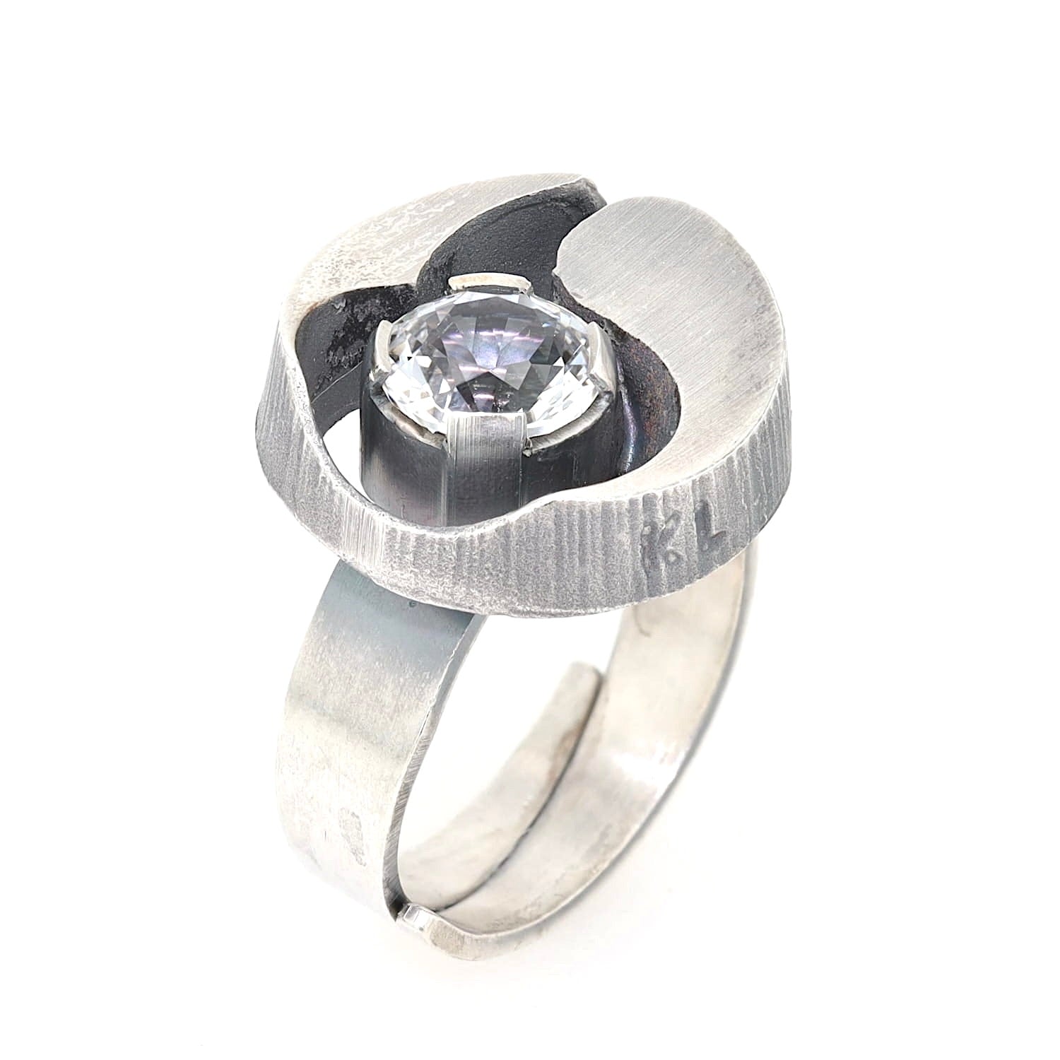 Karl Laine ring in 925 silver with a rock crystal, standing