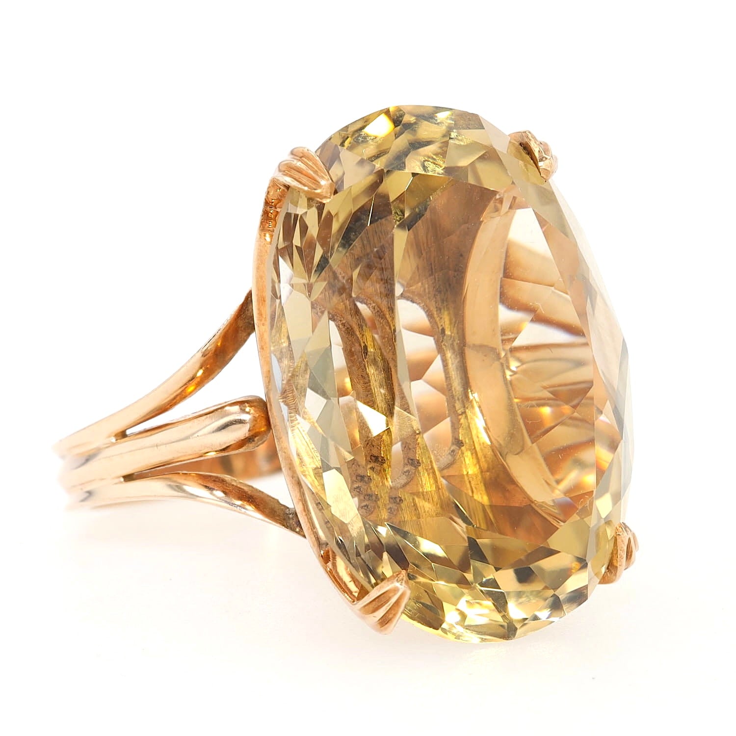 Ring in 585er Roségold mit einem ca. 40 ct großen Citrin , liegend rechts gedreht