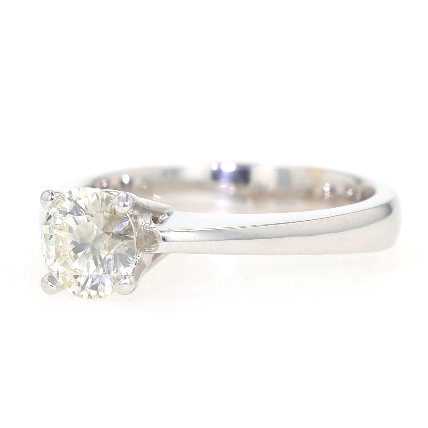 Solitärring in 750er Weißgold mit einem Brillanten ca. 1 ct, liegend links gedreht
