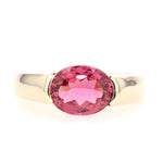 Ring in 585er Gelbgold mit einem rosafarbenen Turmalin, liegend frontal