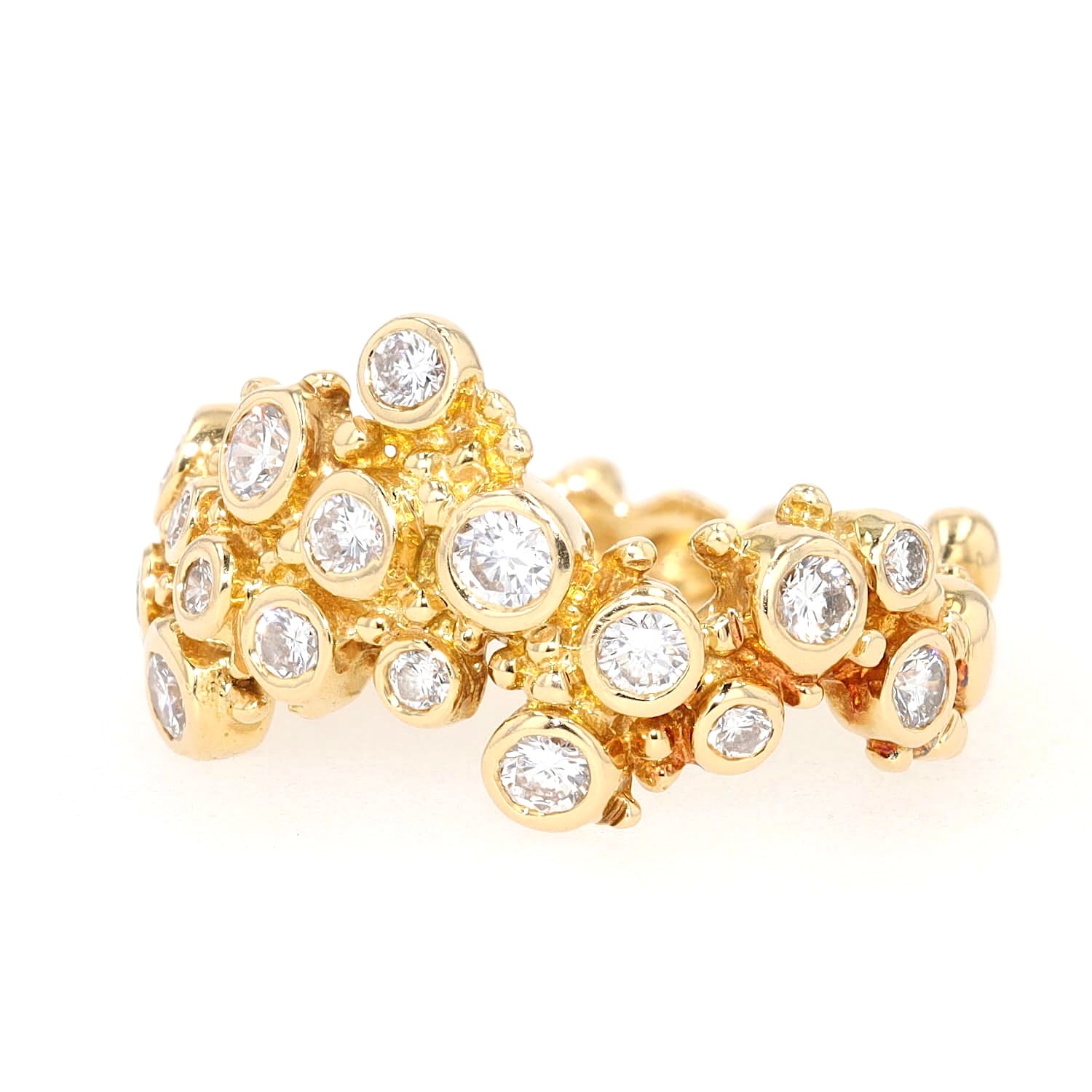 Ring vermutlich von Gilbert Albert in 750er Gelbgold mit Brillanten, liegend links gedreht
