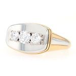 Ring in 750er Gelb- und Weißgold mit Brillanten, gesamt ca. 0,77 ct, liegend leicht links gedreht