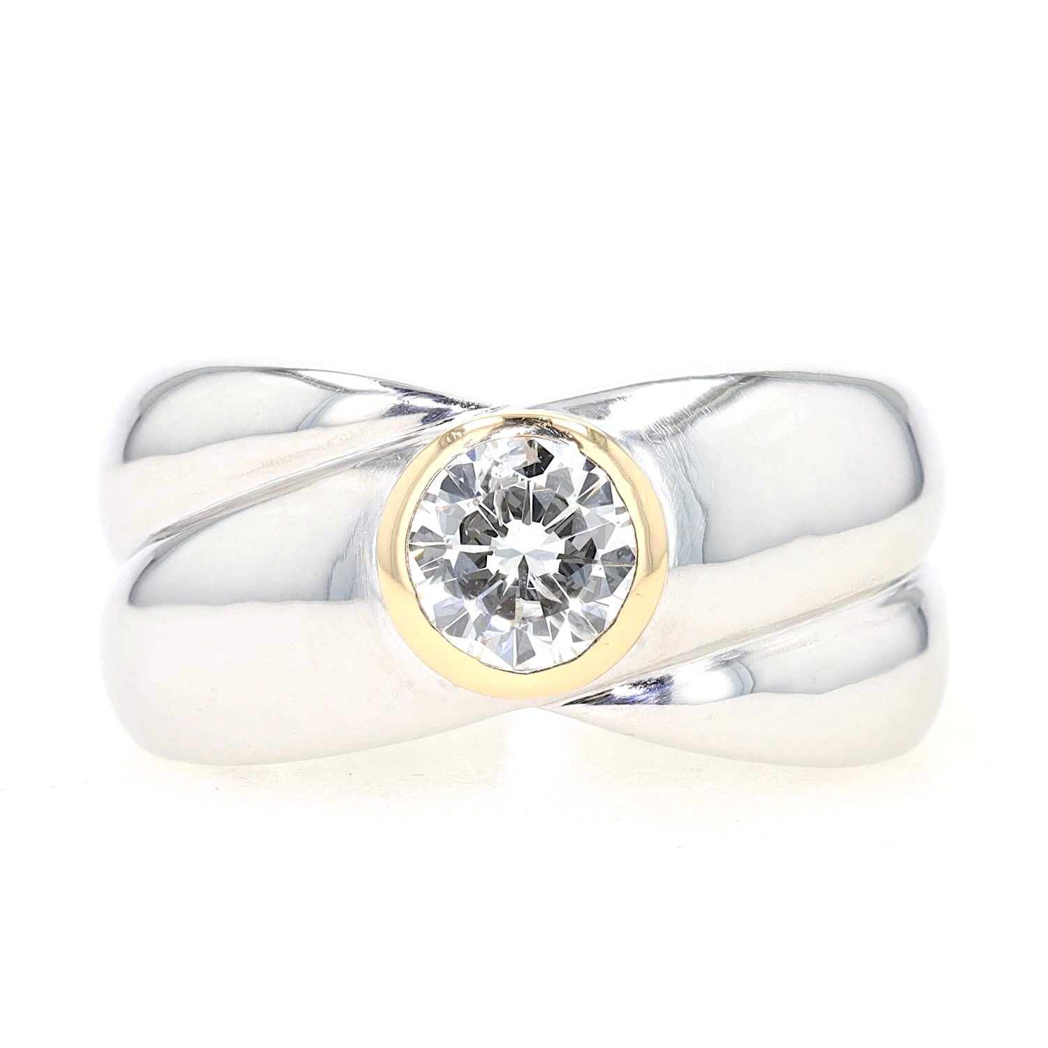 Crossover-Ring in 750er Weißgold mit einem Brillanten ca. 0,70 ct, liegend frontal von vorne