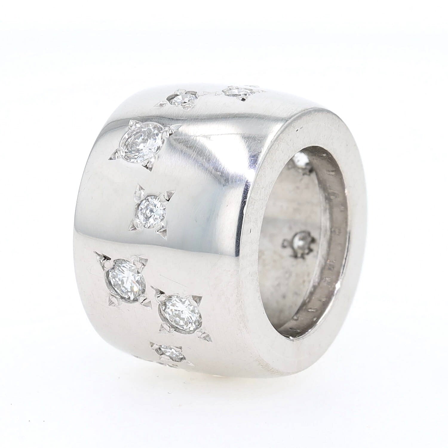 Anhänger von Juwelier Willer in 750er Weißgold mit Brillanten, stehend inks gedreht