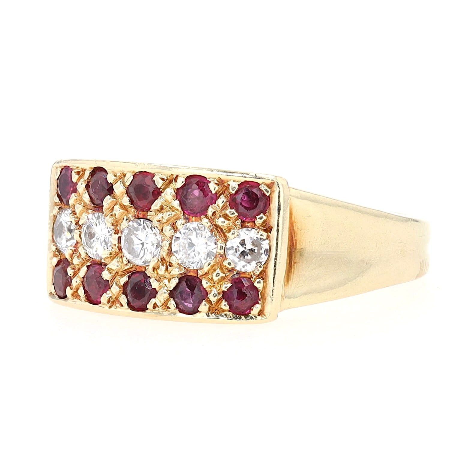 Ring in 585er Gelbgold mit Brillanten und Rubinen, liegend links gedreht