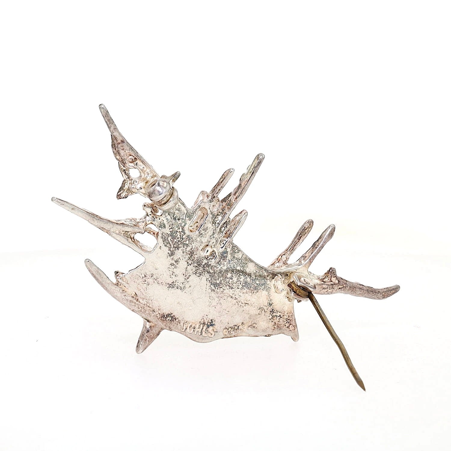 Frank Regine Juhls brooch “Tundra” made of 925 silver, standing back