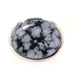 Ring in 925er Silber mit einem Schneeflockenobsidian, liegend frontal