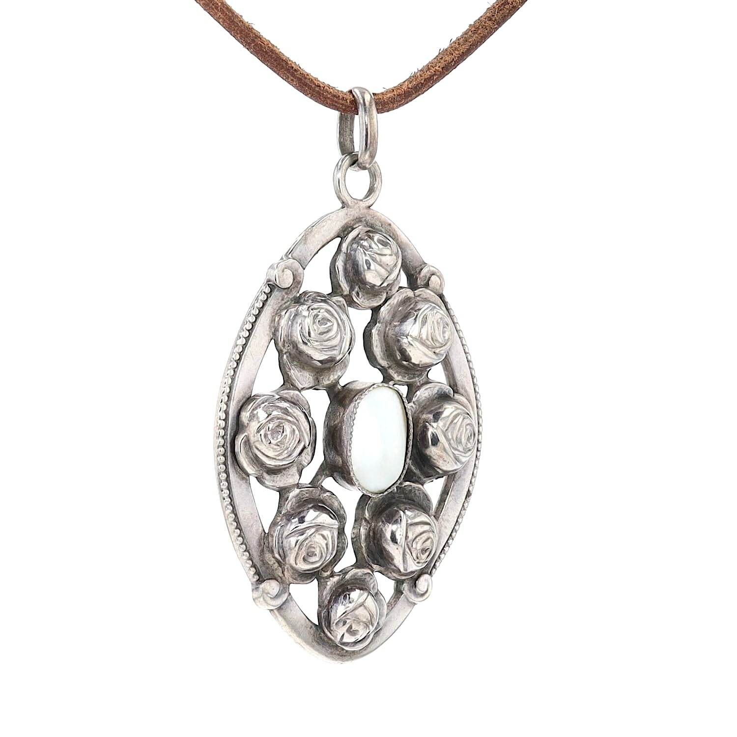 Art Nouveau pendant in 835 silver with a cultured pearl, hanging turned right