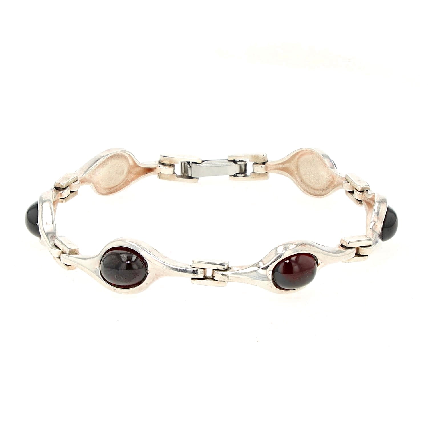 Armband in Silber mit Granat-Cabochons, geschlossen liegend
