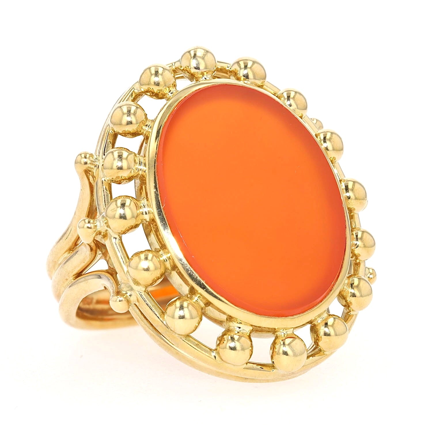 Ring in 750er Gelbgold mit einem Karneol, liegend rechts gedreht