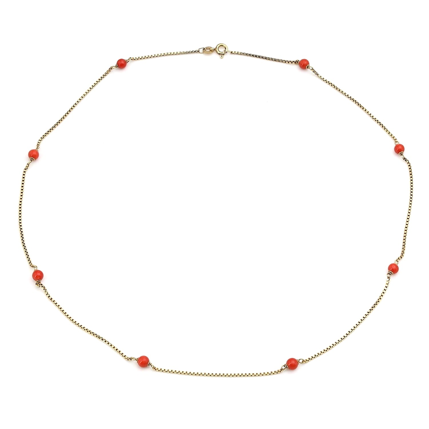 Kette in 333er Gold mit kleinen Korallenkugel, liegend geschlossen