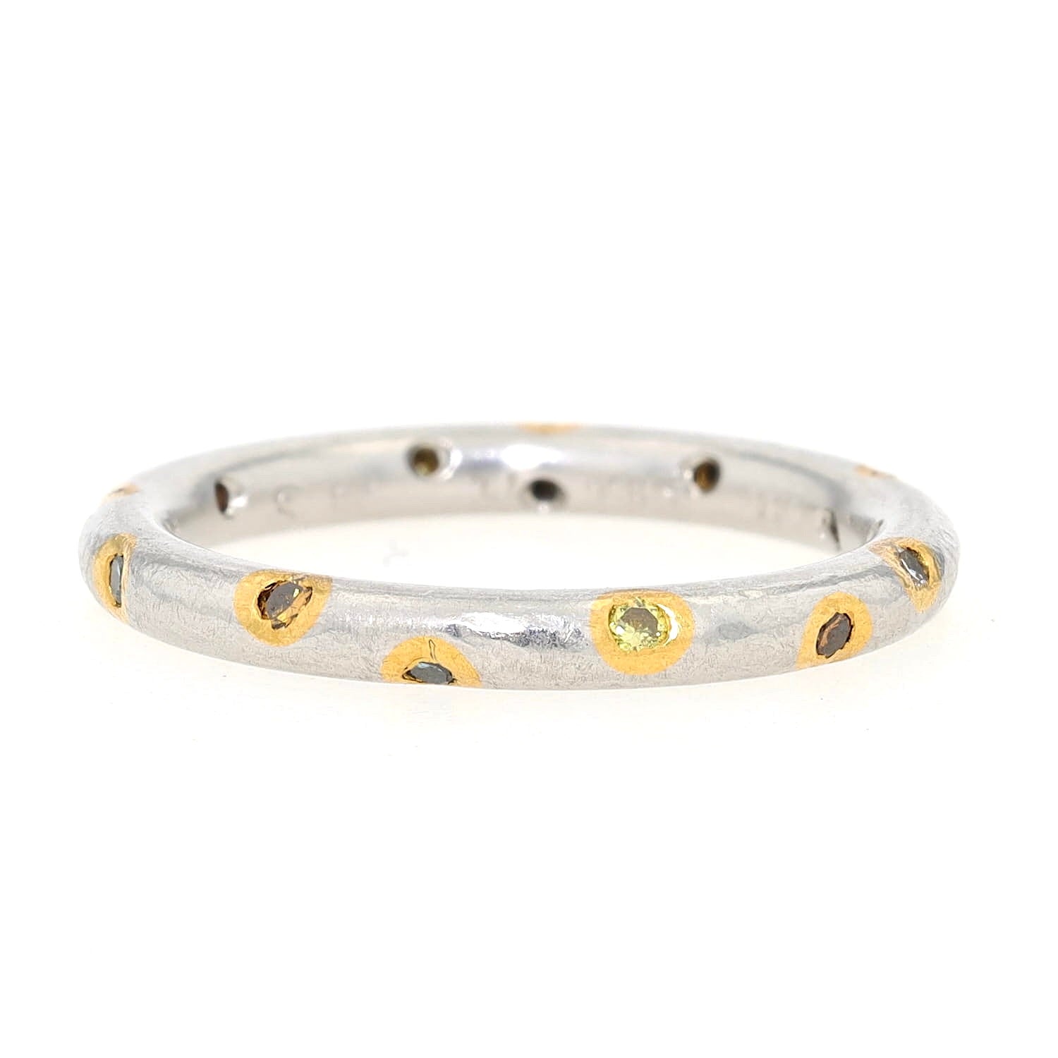 Henrich & Denzel Ring in 950er Platin/Gold mit weißen und farbigen Brillanten, liegend leicht rechts gedreht