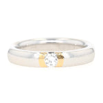 Henrich & Denzel Ring in 950er Platin mit Goldauflage und einem Brillanten ca. 0,10 ct, liegend frontal