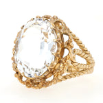 Vintage Ring in 375er Gelbgold mit einem blauen Topas, liegend links gedreht, liegend rechts gedreht