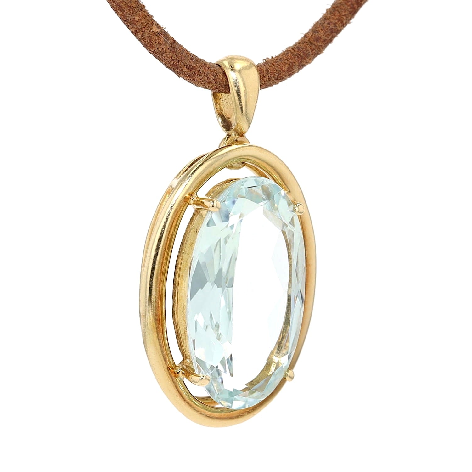 Anhänger in 585er Gelbgold mit einem Aquamarin, hängend rechts gedreht