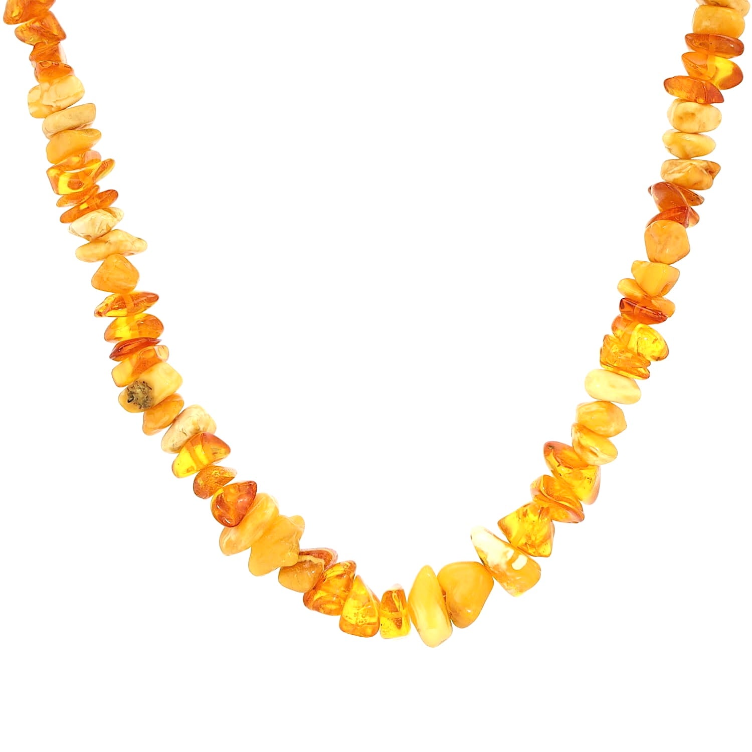 Amber chain in the course, hanging frontally