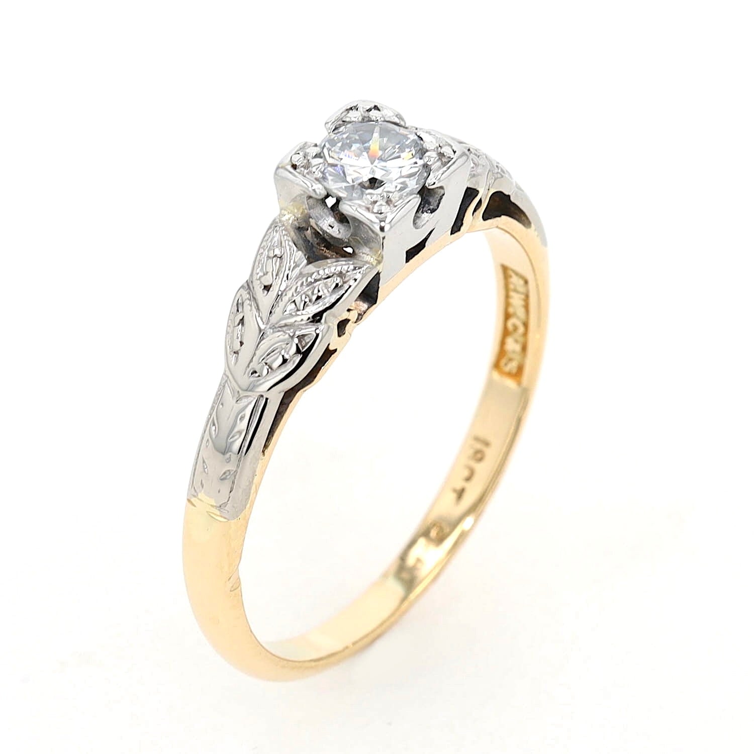 Engagement Ring in 750er Gelbgold mit einem Brillanten ca. 0,28 ct, stehend