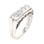 Ring in 750 white gold with a total of approx. 0.70 ct Brilliants , Standing