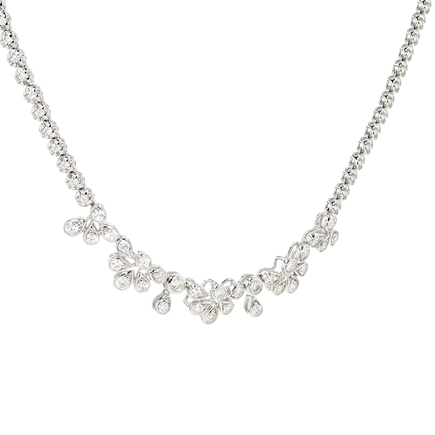 Necklace in 750 white gold with approx. 1.50 ct Brilliants, hanging turned right