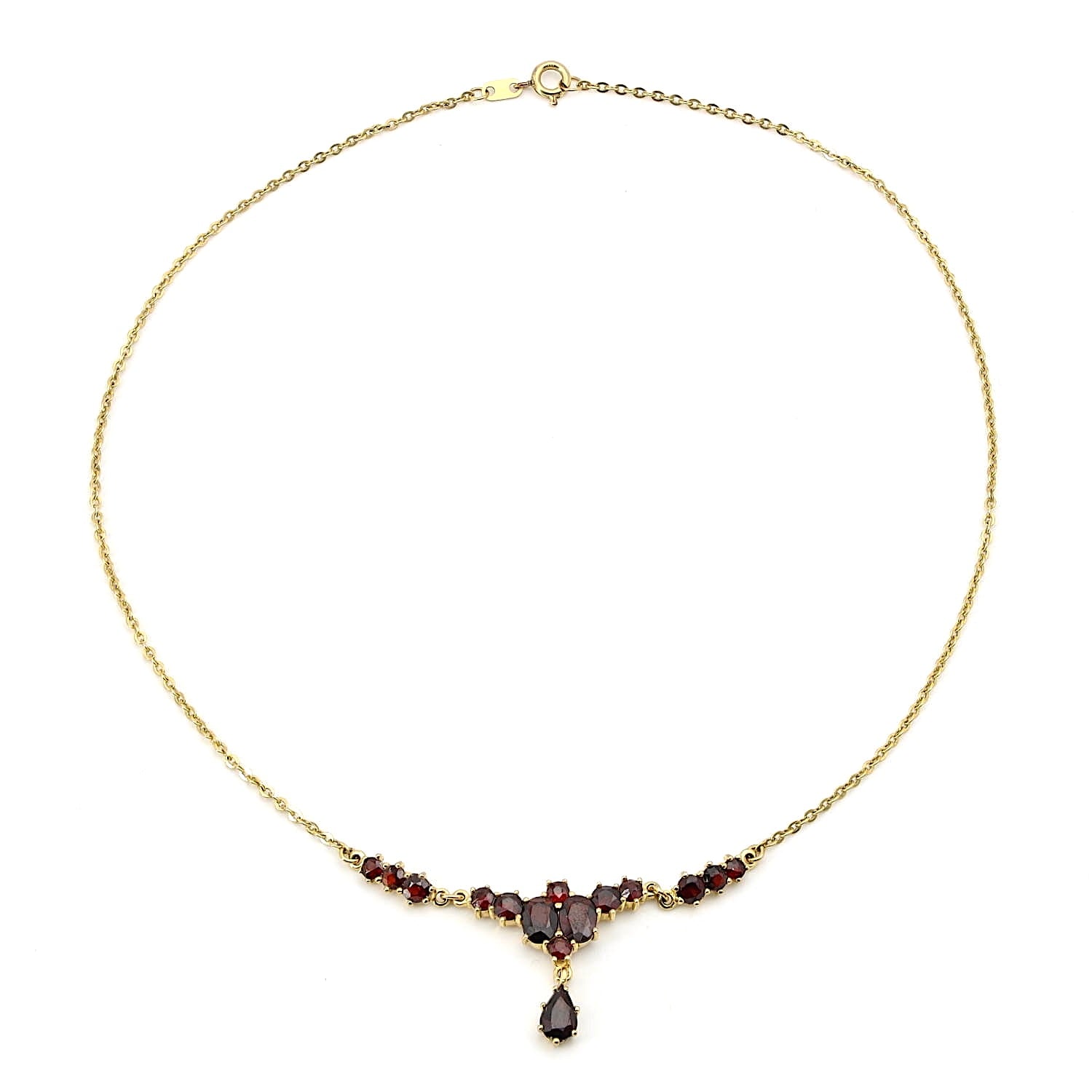 Granatcollier in 333er Gelbgold , liegend geschlossen