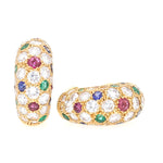 Exclusives Paar Ohrclips in 750er Gelbgold mit 5,3 ct Brillanten, Saphiren, Smaragden und Rubinen, einer Stehend einer liegend frontal