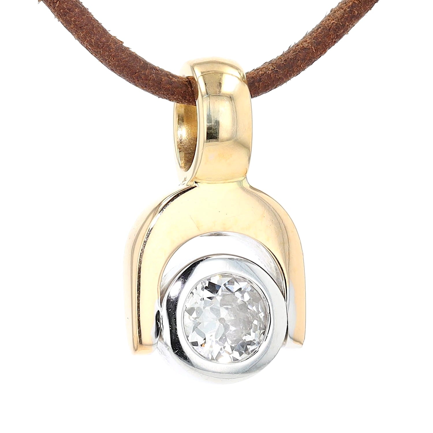 Pendant in 750 yellow and white gold with an approx. 0.50 ct diamond Old European Cut, hanging frontally