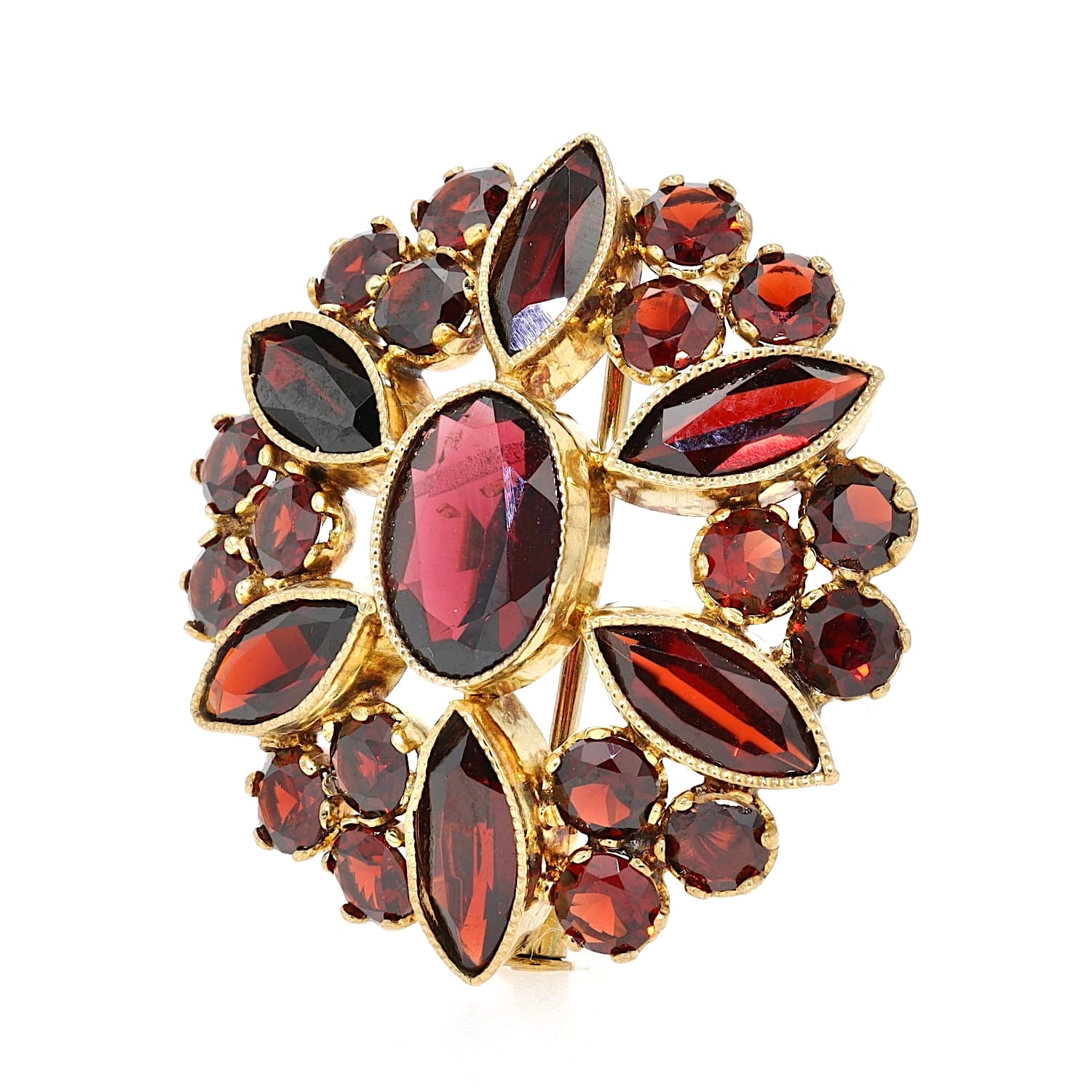 Granatbrosche in 333er, stehend inks gedreht