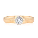 Ring in 750 yellow gold with a brilliant approx. 0.45 ct, lying frontally