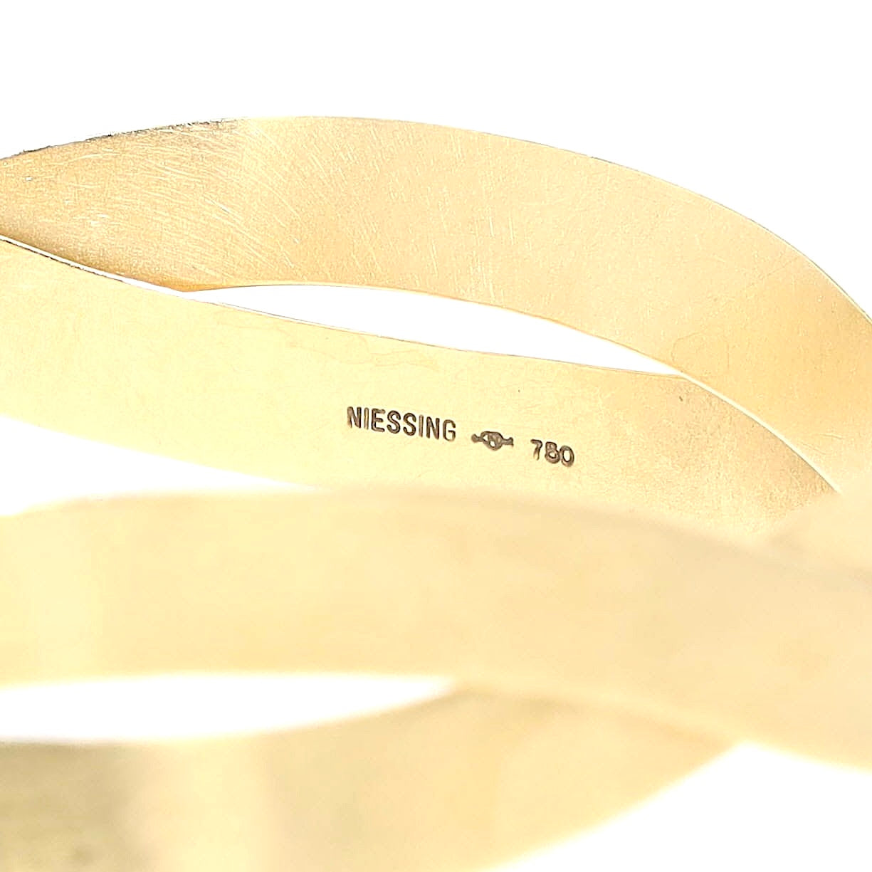 Niessing Papyr bracelet made of 750 yellow gold, hallmarked by the manufacturer