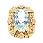 Art Nouveau ring in 585 yellow gold with an aquamarine with approx. 9.1 ct, lying frontally