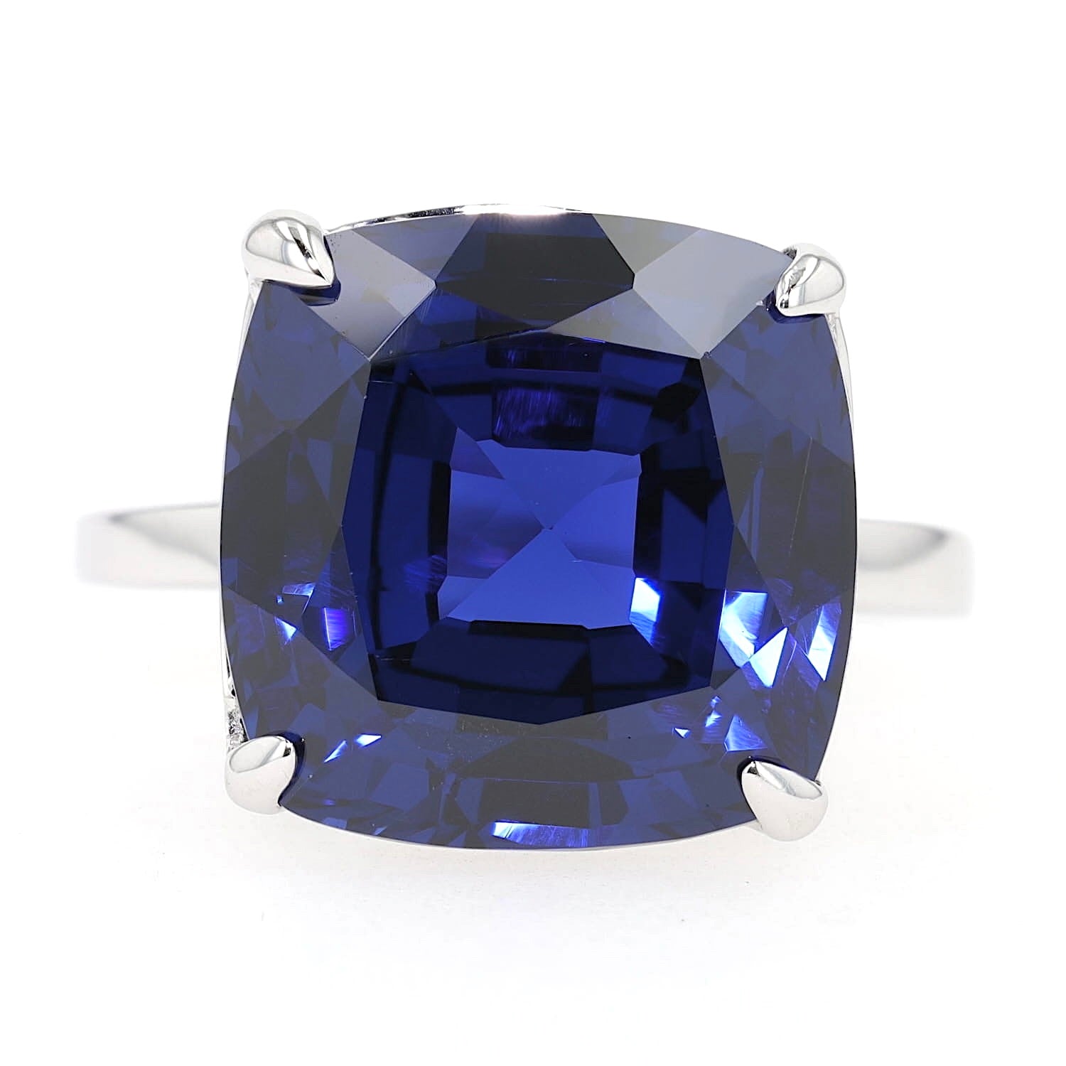 Tiffany & Co. ring in 750 white gold with a tanzanite approx. 11 ct