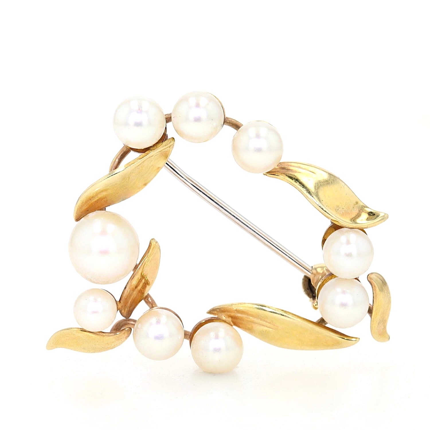 Brosche in 585er Gelbgold, Nadel Weißgold mit Zuchtperlen, stehend frontal